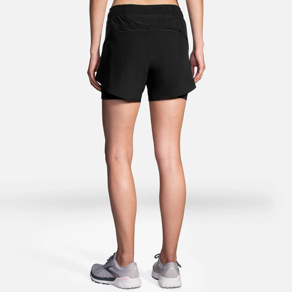 Brooks Chaser 5" 2-in-1 Shorts Women's 4 Brooks Chaser 5" 2-in-1 Shorts Women's - Image 2