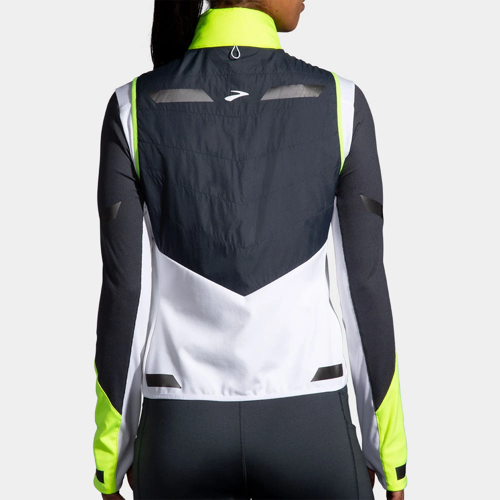 Brooks Run Visible Insulated Vest Women's 4 Brooks Run Visible Insulated Vest Women's - Image 2