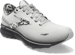 BROOKS Men's Ghost 15 (149 - White/Ebony/Oyster) -Brooks 0C221275 5109 4AC3 8F81 5BBFDA8E8520