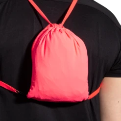 BROOKS Women's Canopy Jacket (633 - Razzmatazz/Quartz/Hyper Pink) -Brooks 10EF96E2 E5A8 41A2 8BFF B91A9276AD40