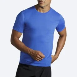 BROOKS Men's Distance Short Sleeve (471 - Heather Bluetiful) -Brooks 211323 471 ma distance mens short sleeve running shirt