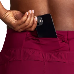 BROOKS Women's Chaser 5" Short (665 - Razzmatazz) -Brooks 221465 665 D2 Chaser 5in Short