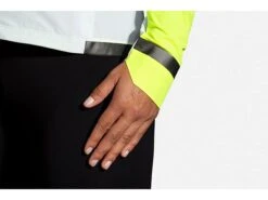 BROOKS Women's Carbonite Jacket (020- Icy Grey/Black/Nightlife) -Brooks 221493 030 D2 Carbonite Jacket