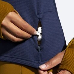 BROOKS Women's Notch Thermal Hoodie 2.0 (398 - Burnt Olive/Navy/Ice Blue) -Brooks 221568 398 d1 notch thermal hoodie womens long sleeve running shirt