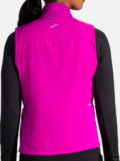 BROOKS Women’s Shield Hybrid Vest (633 - Magenta/Heliotrope) -Brooks 7F12C90D 0993 4F82 9FF8 FEE64A26D5B6