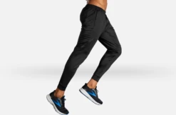BROOKS Men's Spartan Joggers (001 - Black) -Brooks 972B9C51 0BFC 41A9 9ABF E4ACBB03A56D
